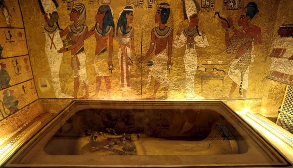 Curse of Tutankhamun’s Tomb